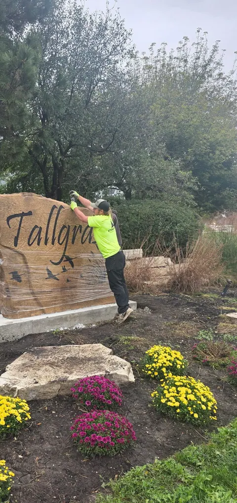 Unwrapping the installed boulder